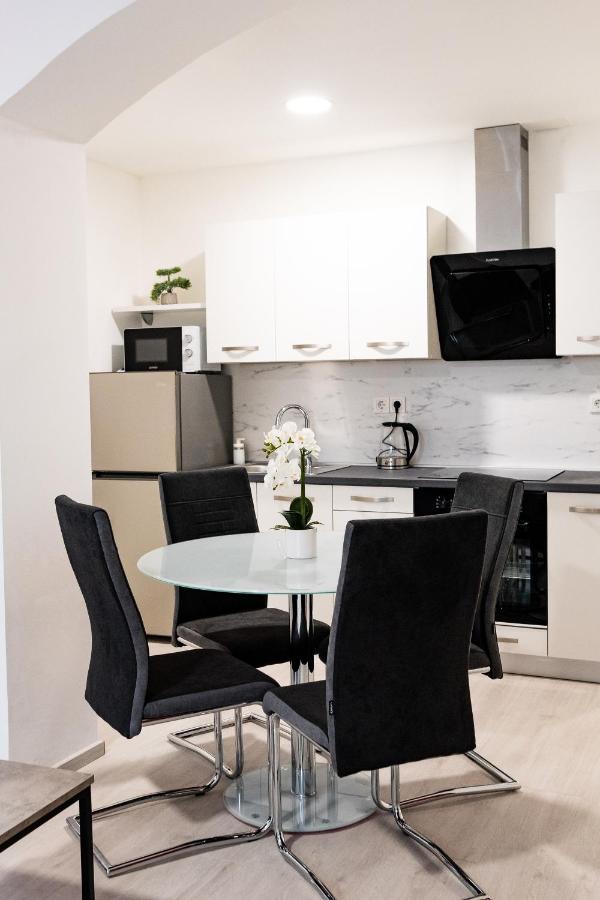 Apartmani Park Maksimir-Rebro Загреб Екстериор снимка
