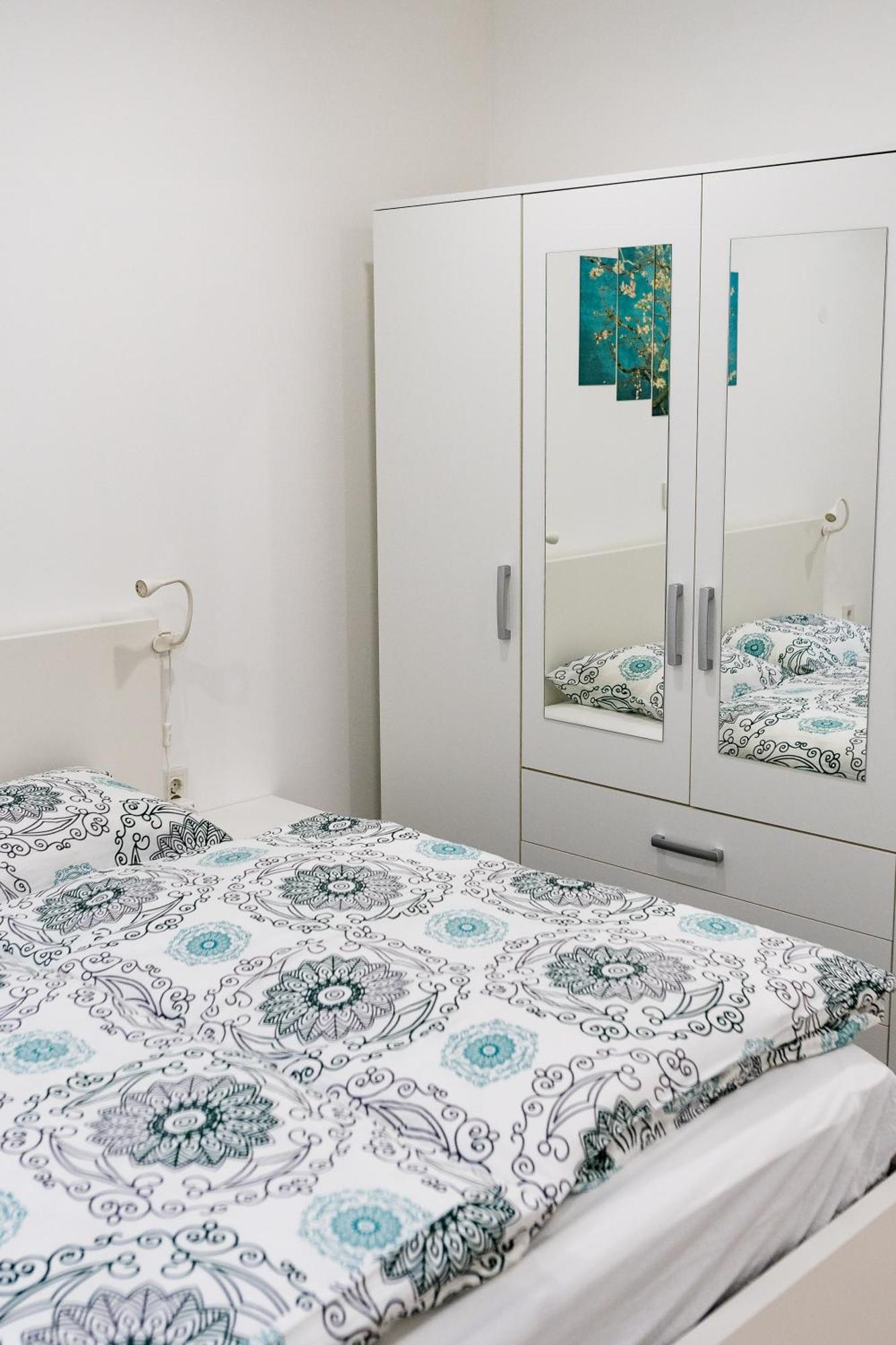 Apartmani Park Maksimir-Rebro Загреб Стая снимка